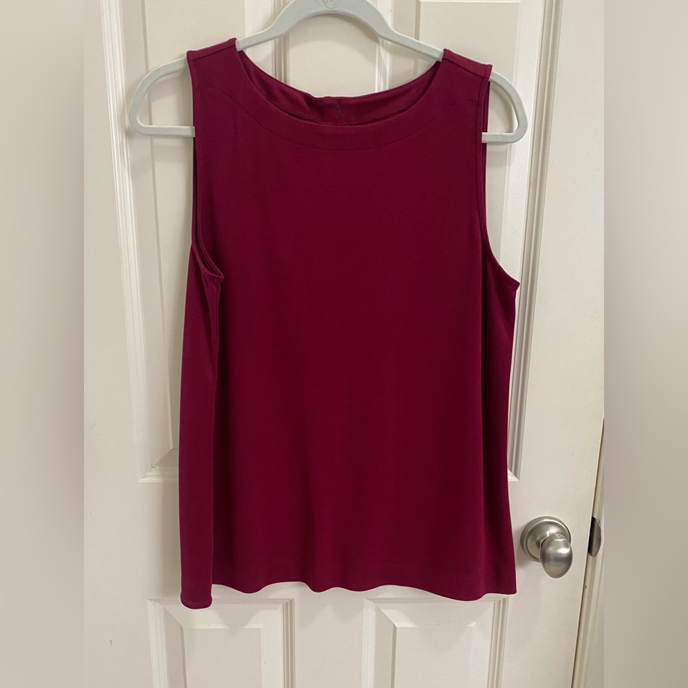LOFT sleeveless top with button up back and tulip hemline cranberry color SZ-Med